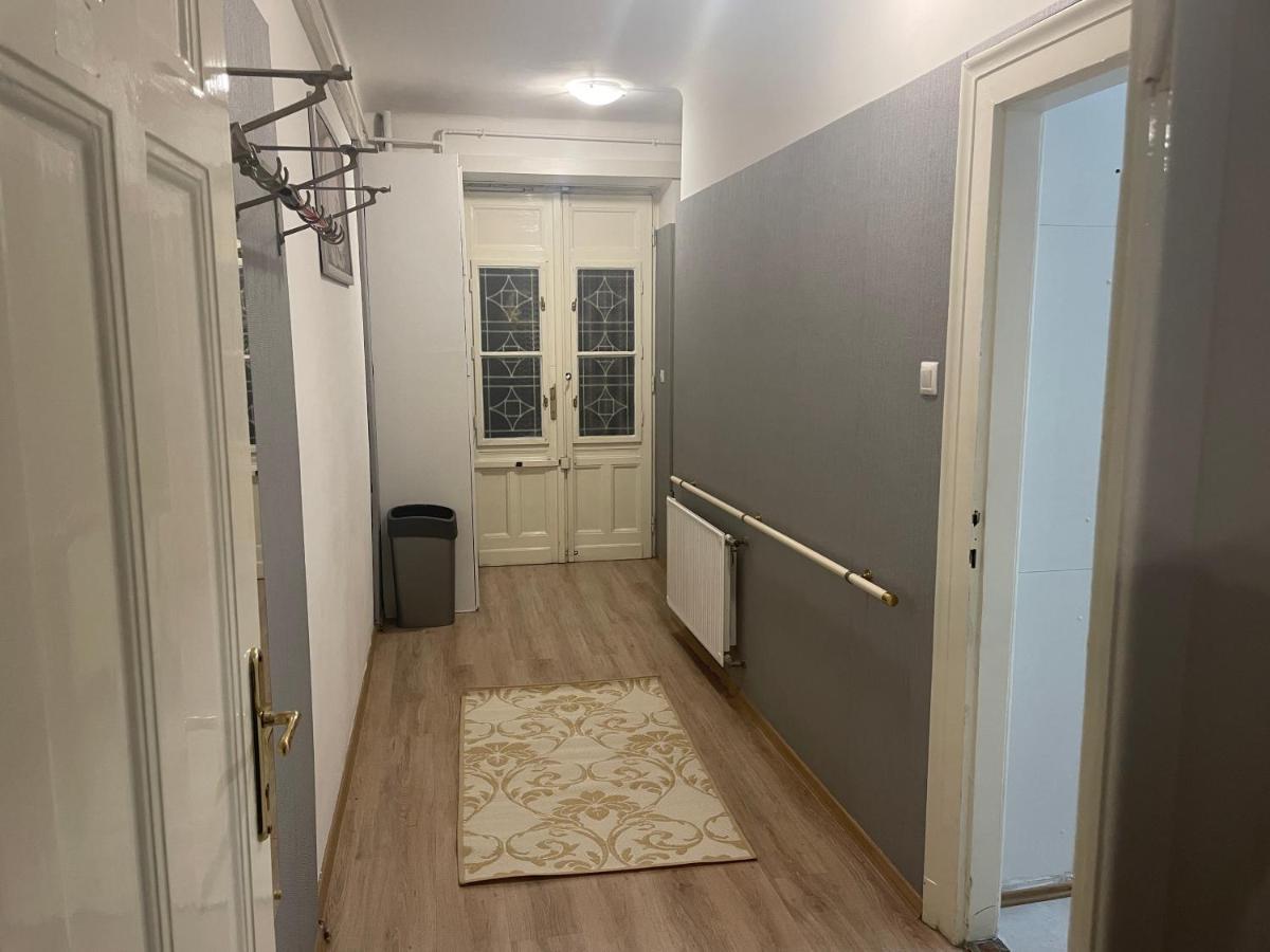 Cozy Apartment On Raday Corso Budapeste Exterior foto